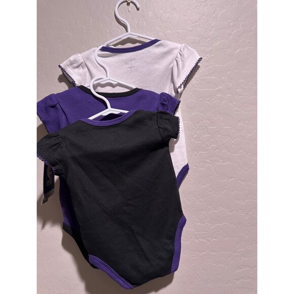 NBA Phoenix Suns Baby Girl 3 piece onesie set size 3-6M NWT - Picture 2 of 4
